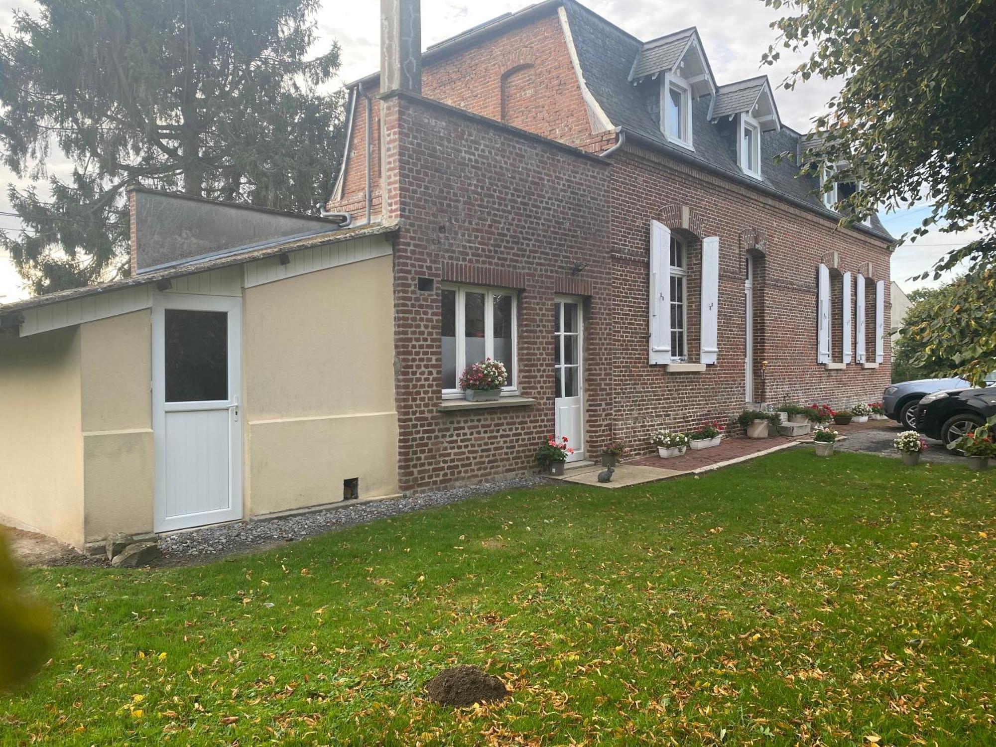 مبيت وإفطار Huchenneville Chez Gigi المظهر الخارجي الصورة